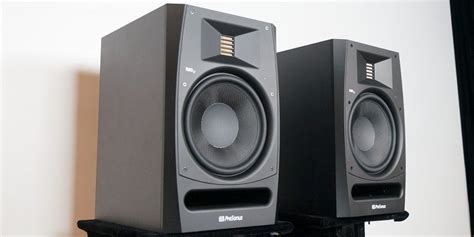 Presonus R V Powered Studio Monitor Review Audioholics