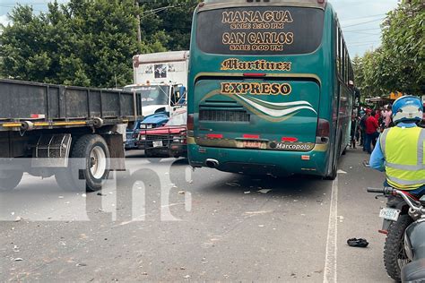 Choque Múltiple En Juigalpa Impactante Colisión De Seis Vehículos Tn8tv