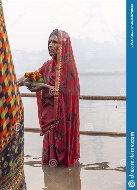 Indian Devotees Performing Rituals On Chhath Puja Editorial Image