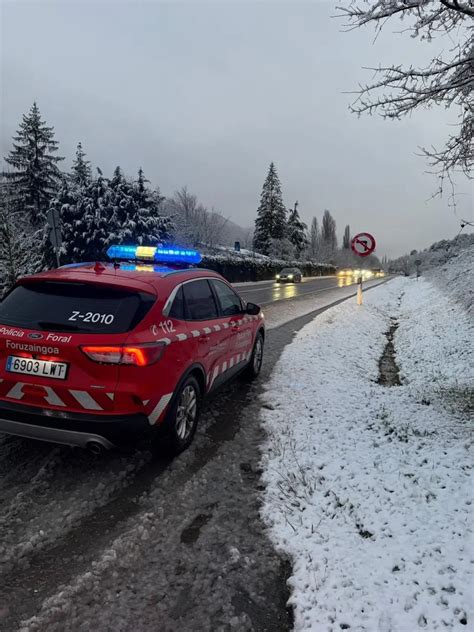 Foto La Nieve Y La Lluvia Obligan A Cortar Varias Carreteras En