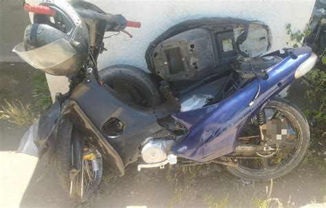 Tanti motociclista de 16 años terminó herido al chocar contra un