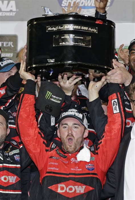 Austin Dillon Wins Daytona 500 Takes No 3 Back To Victory Lane Las Vegas Review Journal