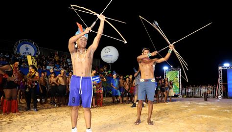 Jogos Escolares Indígenas na Praia da Graciosa têm 35 unidades de