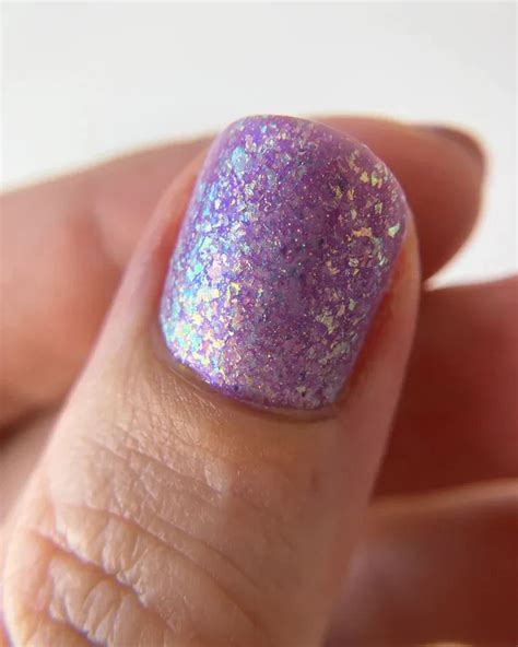 Check Out The Glamourous Mooncat Flakies Nail Polishes From Ilmp