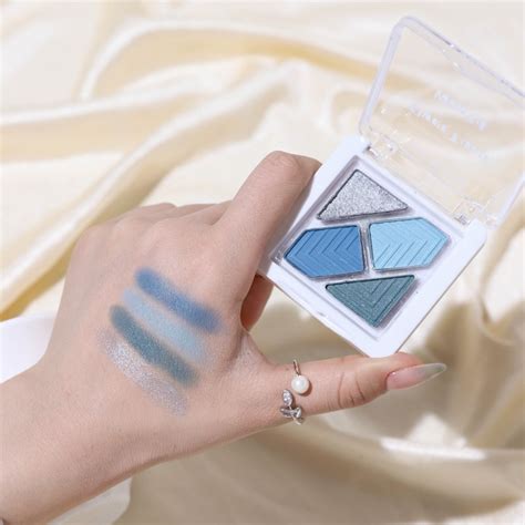 JADED Reverse Four Color Eyeshadow Palette Hot Girl Pink Summer Blue