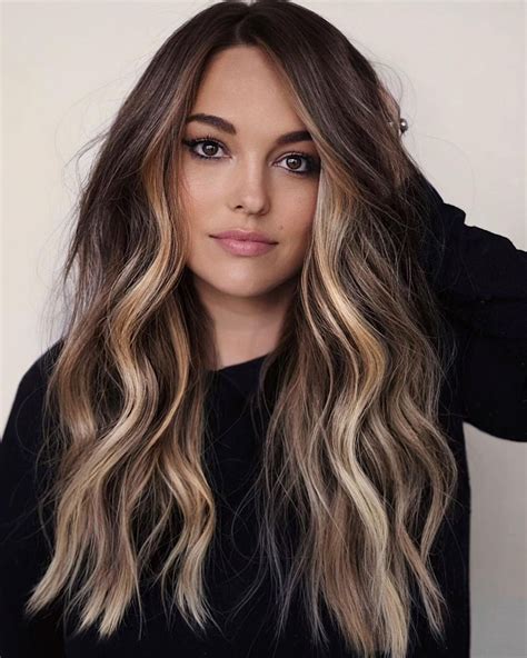 Chunky Face Framing Blonde Highlights Natural Hair Highlights Chunky