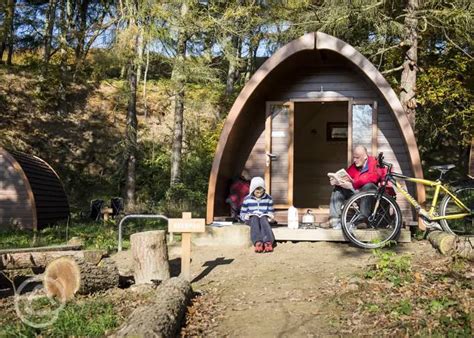 20+ Glamping and camping pods in Derbyshire & the Peak District