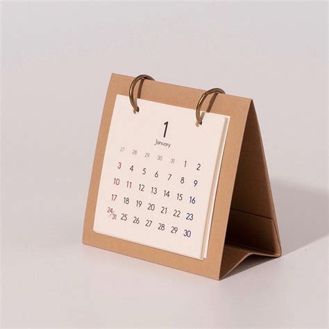 A Small And Cute Desktop Calendar The Design Is Simple And Timeless