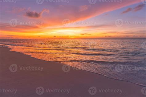 Sunset sea landscape. Colorful ocean beach sunrise. Beautiful beach ...