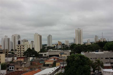 Nova frente fria derruba temperatura em Cuiabá e sensação térmica chega