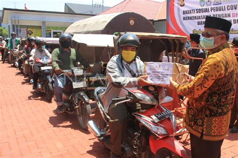 Gerakan Bakti Sosial Polri Peduli Covid Antara Foto