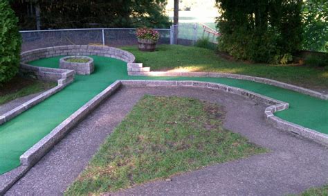 Farmington Mini Golf