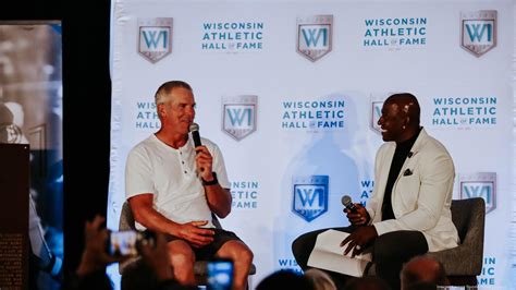 Brett Favre Jordy Nelson Inducted Into Wisconsin Athletic Hall Of Fame