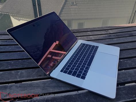 Apple MacBook Pro 15 2018 (2.9 GHz, 560X) - notebookcheck-ru.com Библиотека