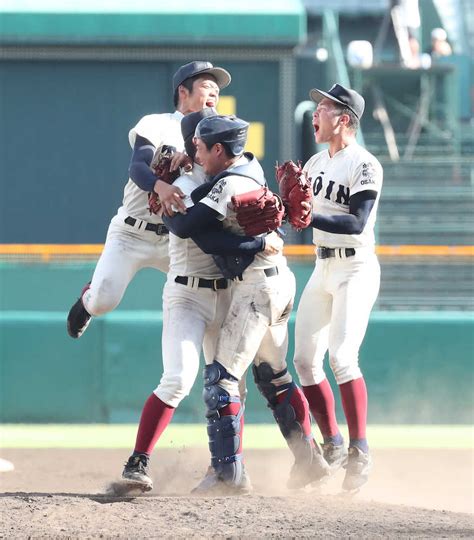 【高校野球】決勝戦！大阪桐蔭13 2で金足農！4年ぶり5度目の優勝、史上初の2度目の春夏連覇 第100回記念大会 根こそぎ芸能界