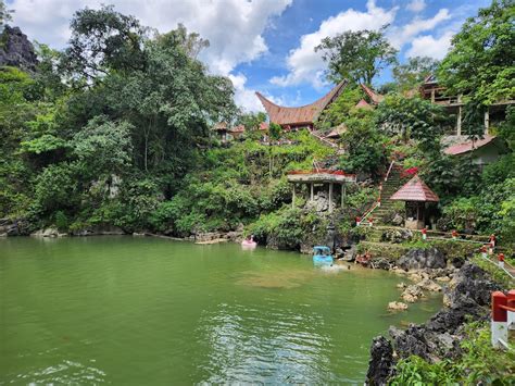 Telaga Limbong Harga Tiket Foto Lokasi Fasilitas Dan Spot Wisatakula