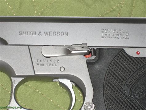 Pistols Smith And Wesson 45 Auto