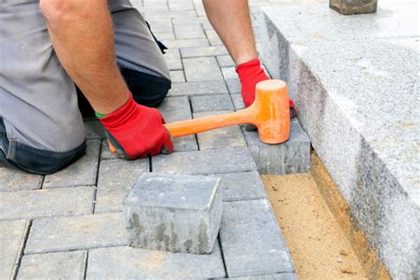 Układanie kostki brukowej krok po kroku bluearte pl