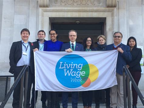 Islington Council becomes the UK's first Living Wage landlord