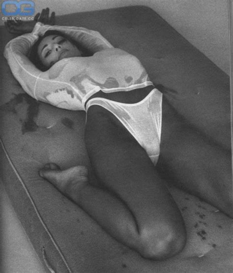Vanessa Demouy Nude