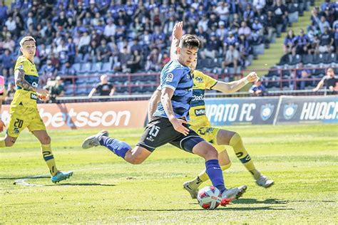 Huachipato Golea A Everton Y Recupera La Cima Del Campeonato La Tercera