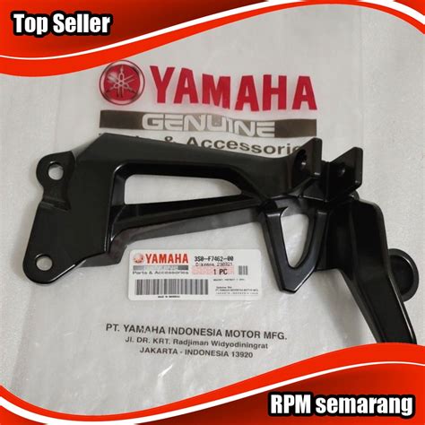 Bracket Bracket Bracket Stand Footstep ด านหลงขวา Yamaha Vega R ใหม