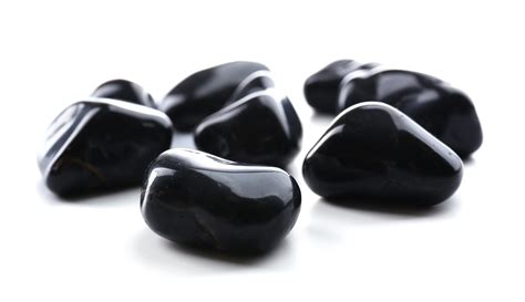 What Gemstones are Black? Full List of Black Gemstones with Meanings