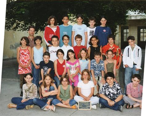 Photo de classe Classe de CM1 CM2 Année 2003 2004 de 2003 ECOLE PAUL