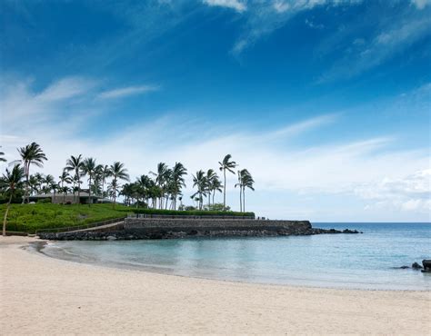 Discover the Beauty of Mauna Lani Beach Club: Paradise Awaits | Wavecrea