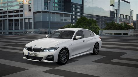 Bmw Seria Limuzyna E M Sport Bia Y Nowy Dealer Bmw Dynamic