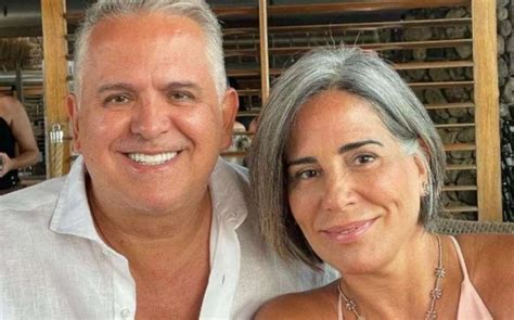 Atriz Gl Ria Pires E Marido S O Acusados De Invas O De Terras Em Goi S