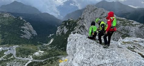 Tragedia In Montagna Alpinista Muore Davanti Agli Occhi Della Sorella