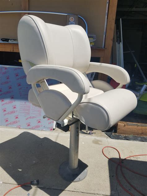 For Sale - Boat Seats with slide mount and pedestals | Bloodydecks