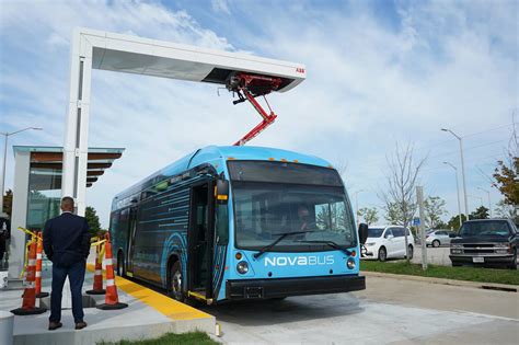 Milwaukee County Transit System Launches First Electric Bus Seehafer News