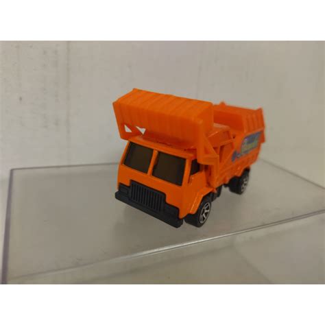 Recycling Truck Orange Hot Wheels Malaysia No Box Bcn Stock Cars