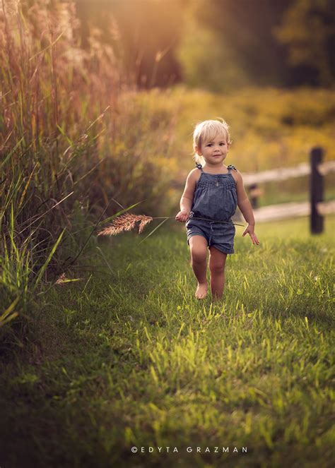 Outdoor Child Photography Ideas at Kathy Hibbard blog