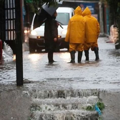 Hasta Mil Metros De Agua Habr An Ca Do En La Zona Central Durante