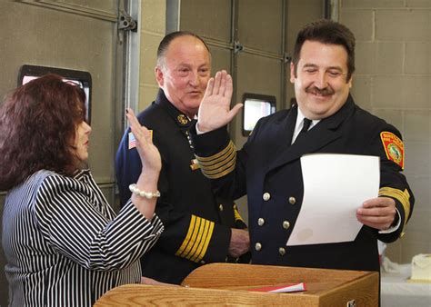 Dunstable Fire Chief Retires New Chief Sworn In Mng Low