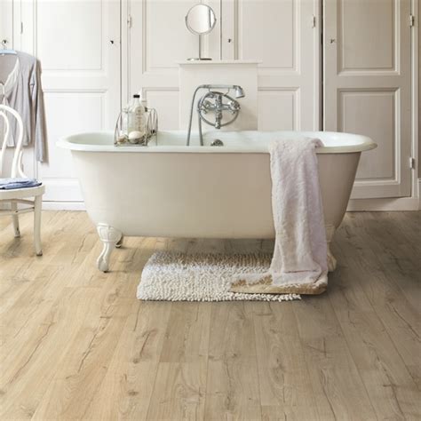 Quick Step Impressive Ultra Classic Oak Beige Laminate Flooring