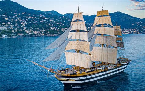 Tall Ships Amerigo Vespucci OceanWaveSail