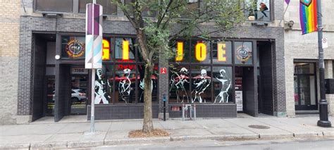 Le Sauna G I Joe GROUPE GAY GLOBE MÉDIA LE POINT