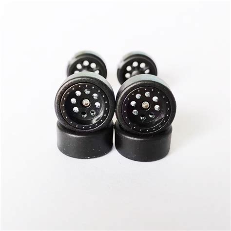 11mm 1 64 Alloy Car Wheels Removable Smooth Rubber Tires 8 Holes Shape 1 64 Wheel Rim For Hot