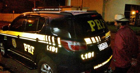 G1 Motorista embriagado é preso após provocar acidente na BR 116 no