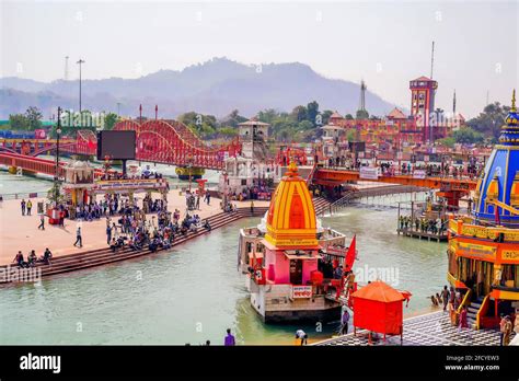 Har Ki Pauri Haridwar Stock Photo Alamy