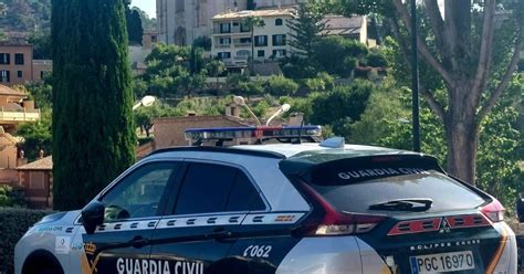 Sucesos En Mallorca Detenida Por Robar A Una Mujer Mayor En Su Casa De