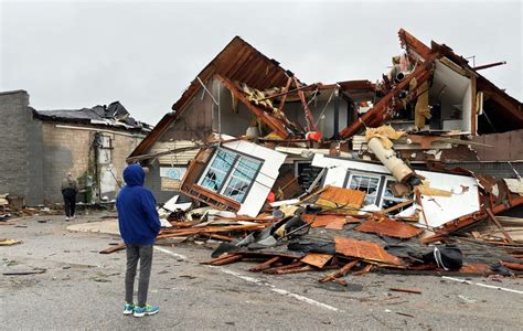 Before And After Images Reveal Extent Of Tornadoes’ Destruction Cnn