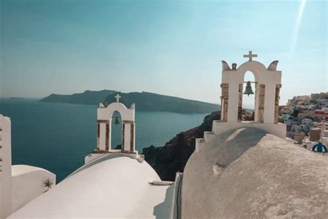 Ultimate Santorini Honeymoon Guide For