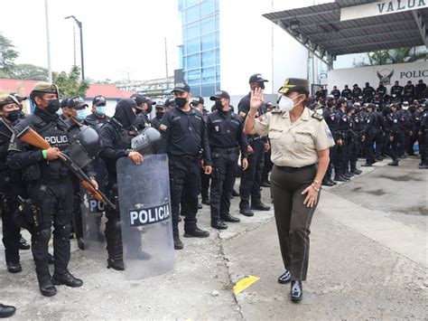 Grupos tácticos de la Policía llegan a Guayaquil y Durán para