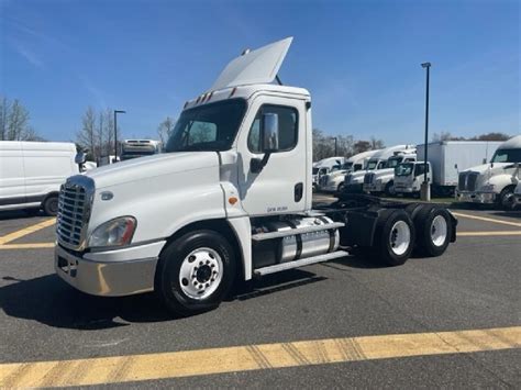 2016 Freightliner Cascadia 125 Dc Tandem Axle Daycab For Sale 4298