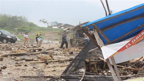 Bpbd Lampung Selatan Imbau Warga Waspadai Fenomena Abrasi Pantai